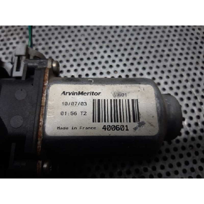 Recambio de elevalunas trasero izquierdo para nissan primera berlina (p12) acenta referencia OEM IAM 4