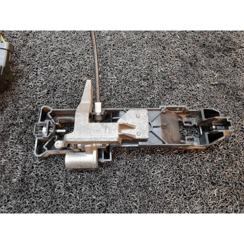 Recambio de cerradura puerta delantera derecha para nissan note (e11e) acenta referencia OEM IAM 6
