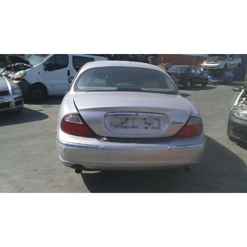 jaguar s-type del año 2001
