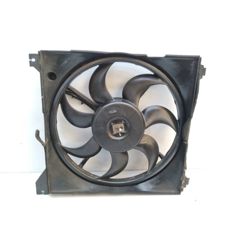 Recambio de electroventilador para hyundai xg 3.0 v6 gls referencia OEM IAM 2538638050 F00S3A2058 BOSCH