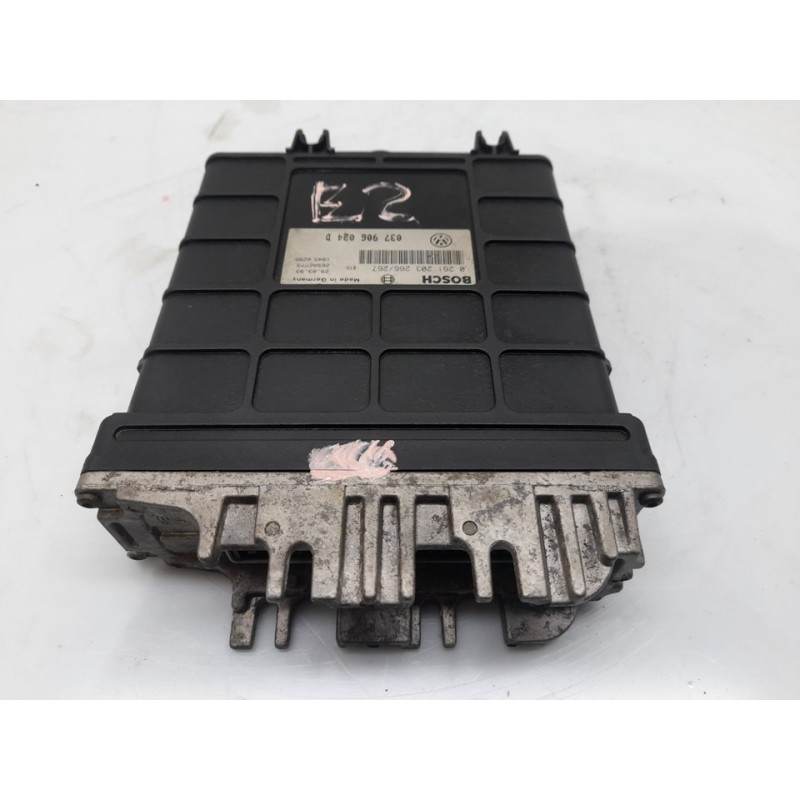 Recambio de centralita motor uce para volkswagen golf iii berlina (1h1) referencia OEM IAM 0261203266 BOSCH 0379060240