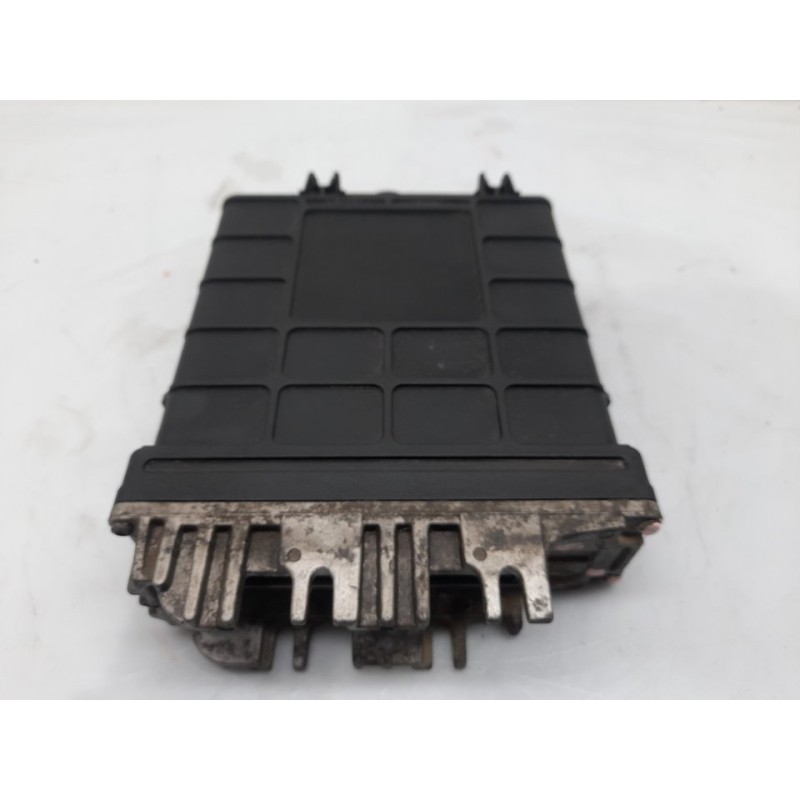 Recambio de centralita motor uce para volkswagen golf iii berlina (1h1) referencia OEM IAM 0261203266 BOSCH 0379060240 3