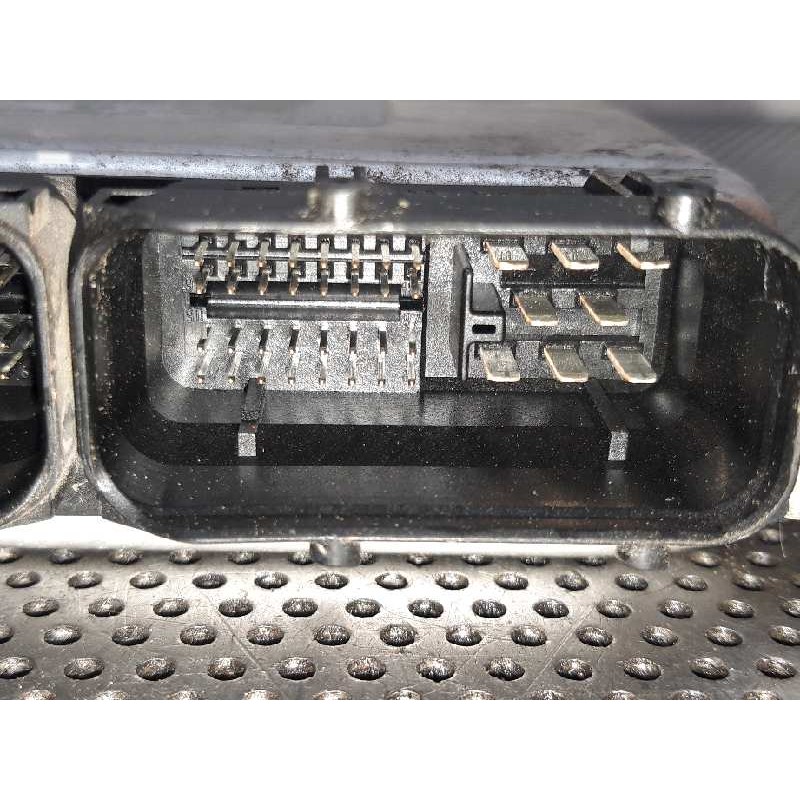 Recambio de centralita motor uce para seat ibiza (6l1) signo referencia OEM IAM 038906012EM 0281010690 3