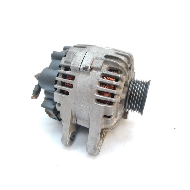 Recambio de alternador para hyundai xg 3.0 v6 gls referencia OEM IAM 05041222221  VALEO