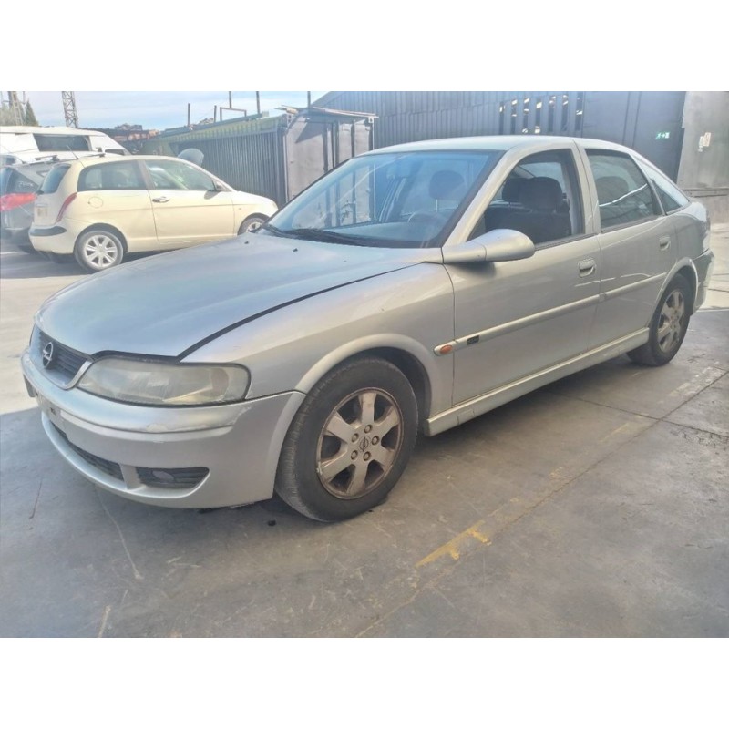 opel vectra b berlina del año 2001