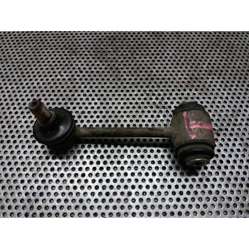 Recambio de bieleta estabilizadora trasera derecha para toyota lexus is 200 (gxe10) sport referencia OEM IAM   
