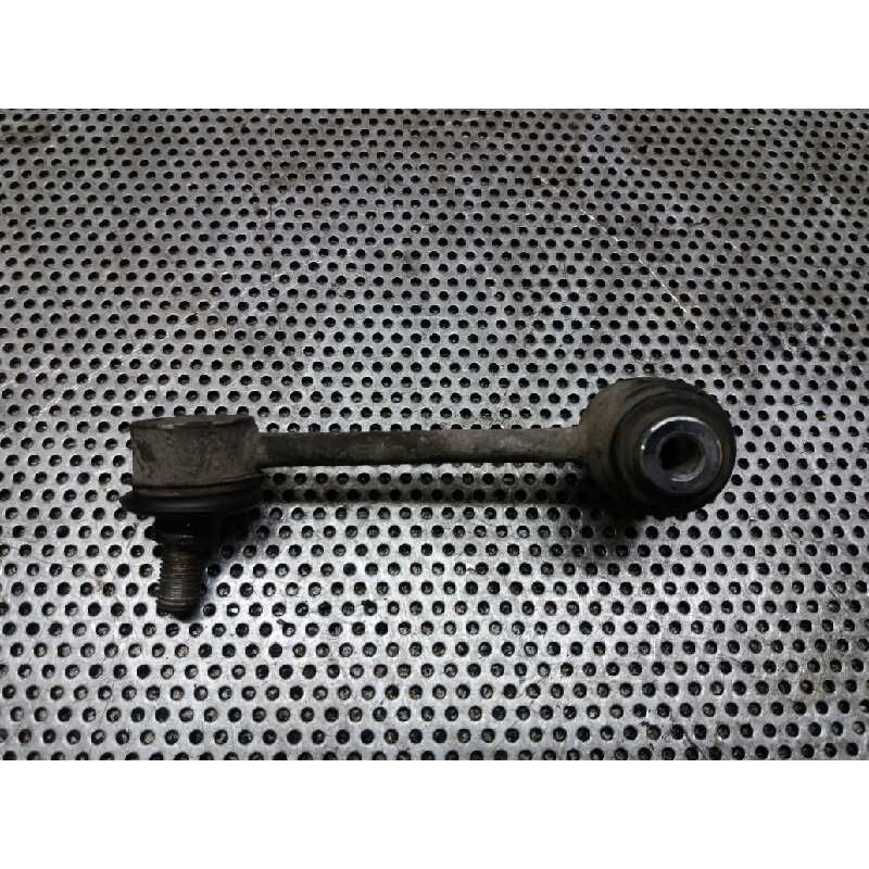 Recambio de bieleta estabilizadora trasera derecha para toyota lexus is 200 (gxe10) sport referencia OEM IAM - Blanco 2