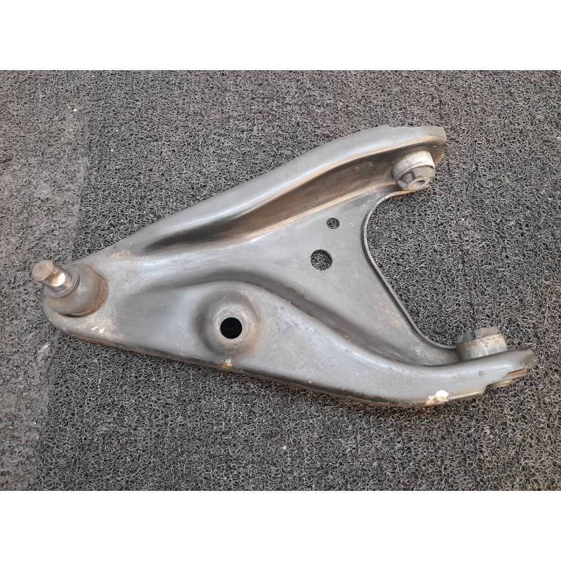 Recambio de brazo suspension inferior delantero izquierdo para dacia lodgy ambiance referencia OEM IAM   