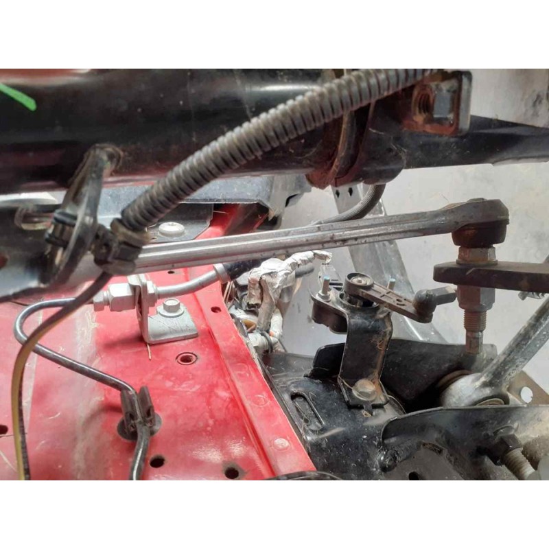 Recambio de bieleta estabilizadora delantera izquierda para ford mustang gt referencia OEM IAM   