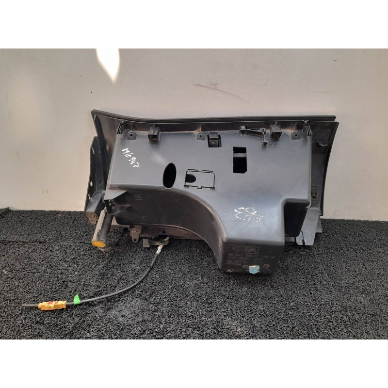 Recambio de guantera para citroën c4 picasso exclusive referencia OEM IAM - Gris 2