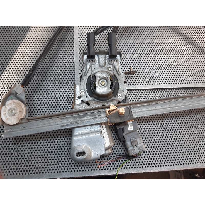 Recambio de elevalunas delantero derecho para citroën c3 pluriel 1.4 hdi referencia OEM IAM 6483 400620G TEMIC - Gris 5