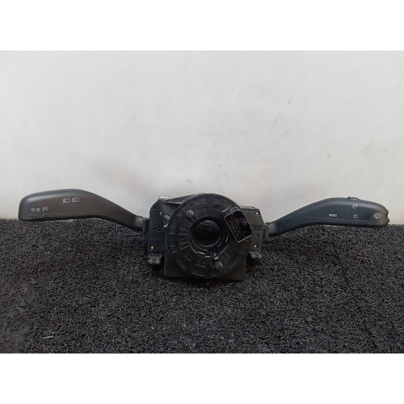 Recambio de mando luces para volkswagen polo (9n1) trendline referencia OEM IAM 6Q0953503AF  