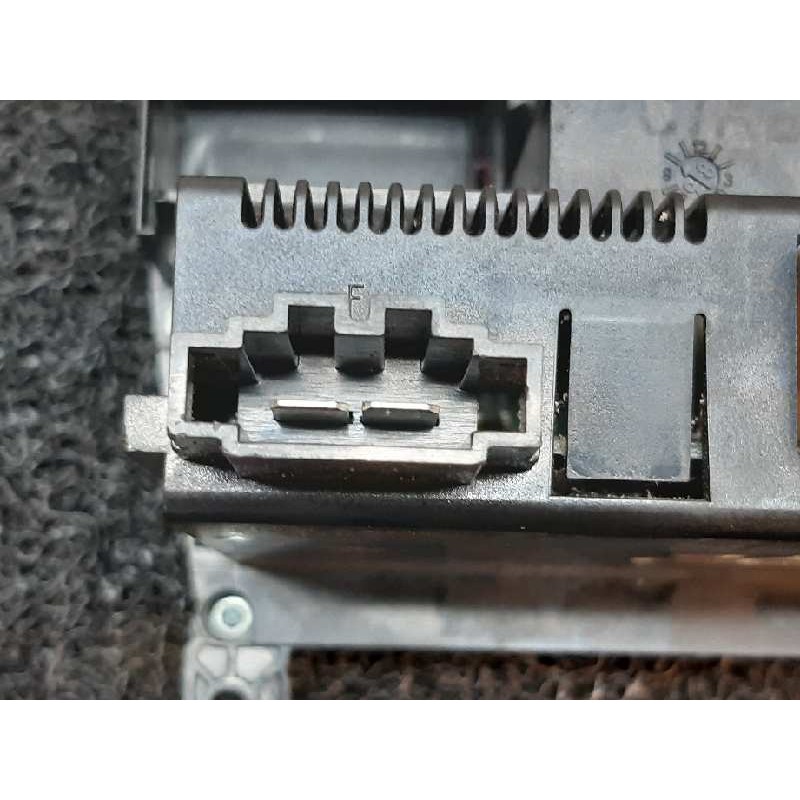 Recambio de mando climatizador para audi a6 berlina (4b2) 2.5 tdi referencia OEM IAM 4B0820043P 5HB00760412 HELLA 4