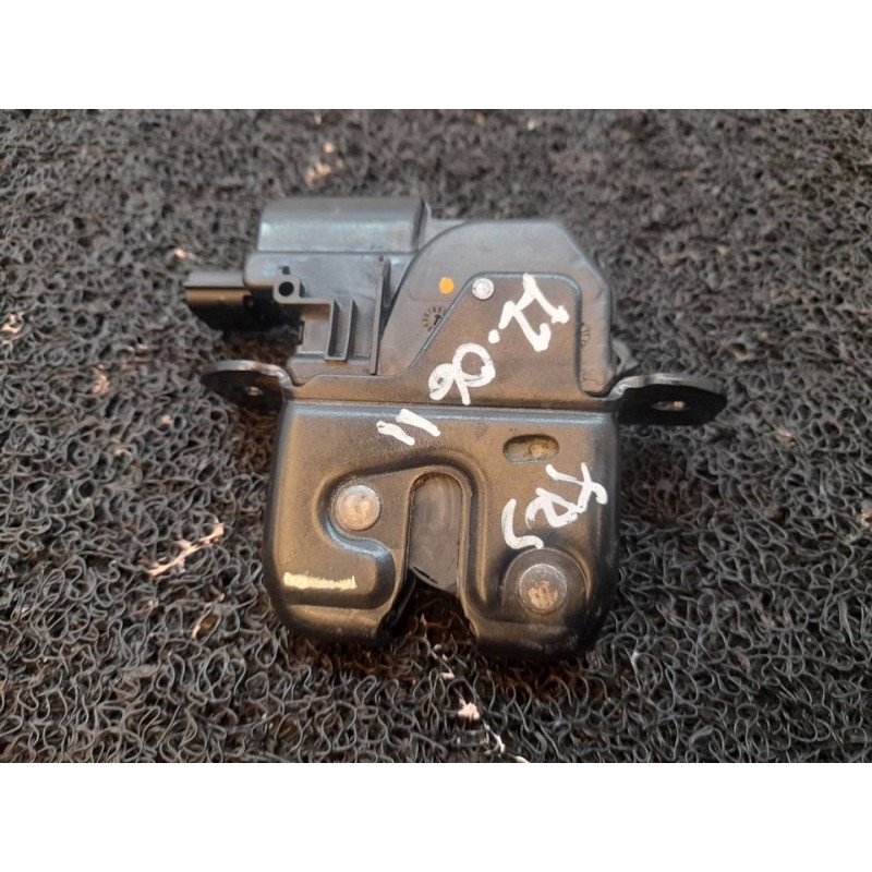 Recambio de cerradura maletero / porton para dacia duster ambiance 4x2 referencia OEM IAM 905030010R 40507163 