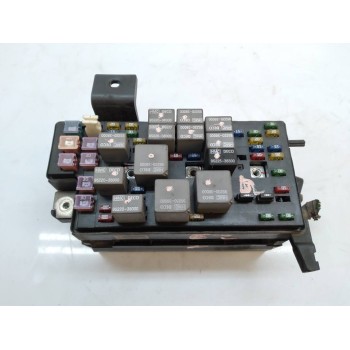 CAJA RELES / FUSIBLES 9122038000 