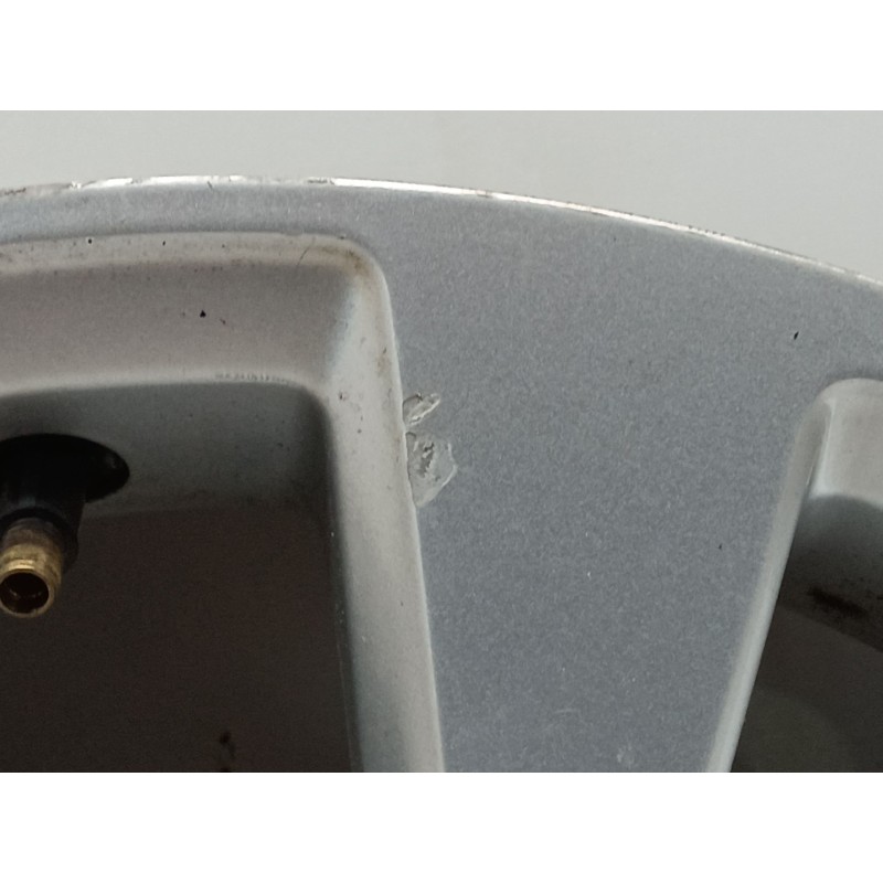 Recambio de llanta para renault megane iv grandtour limited referencia OEM IAM 403009128R - Blanco 3