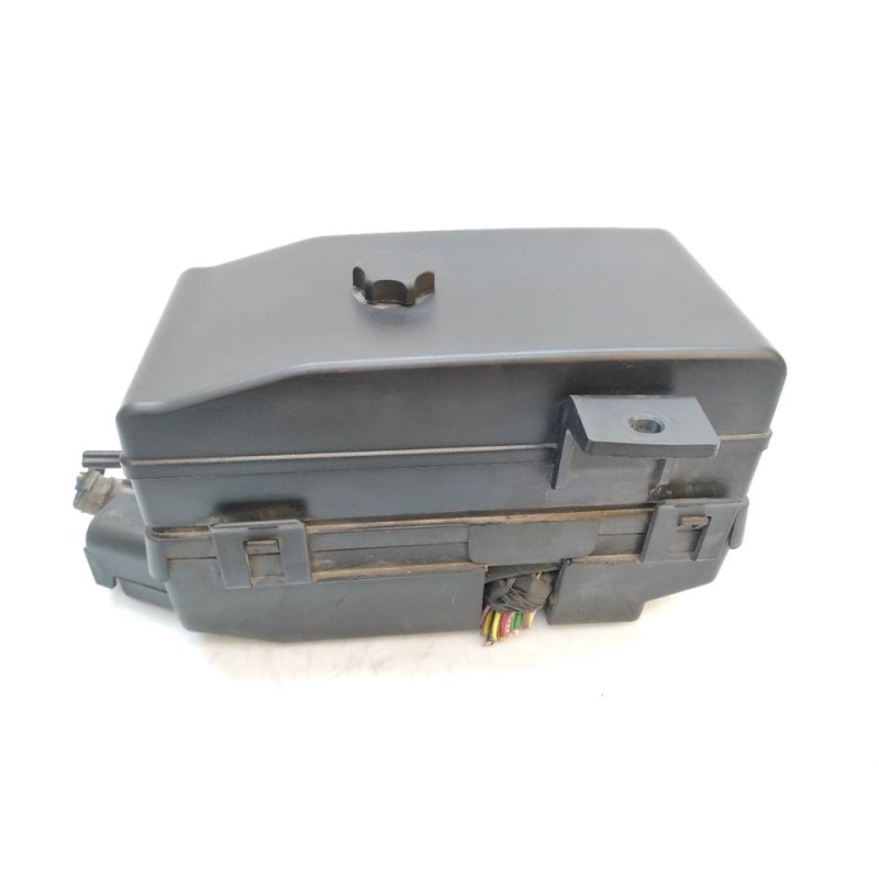 Recambio de caja reles / fusibles para hyundai xg 3.0 v6 gls referencia OEM IAM 9122038000 - Gris 3