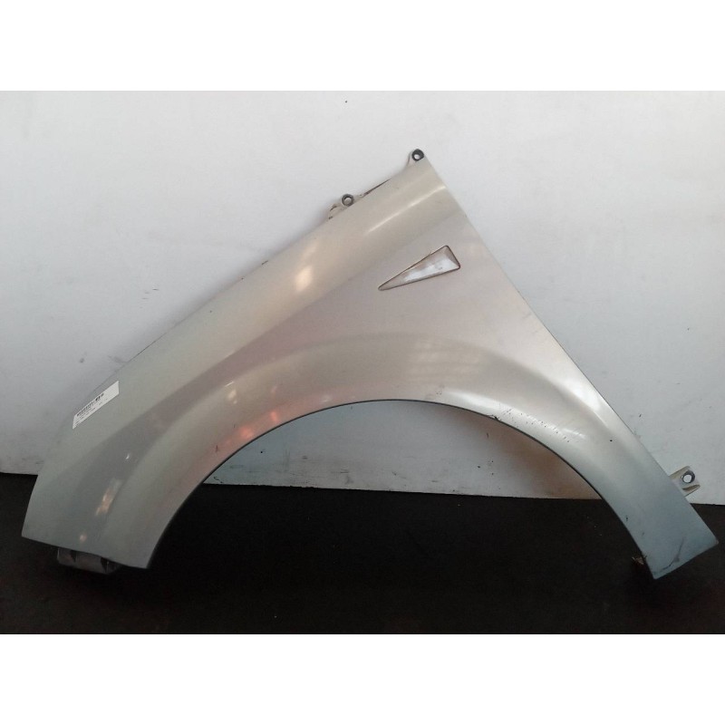 Recambio de aleta delantera izquierda para renault scenic ii confort expression referencia OEM IAM 3