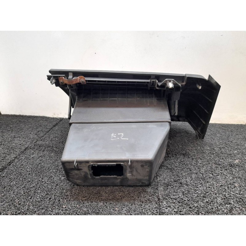 Recambio de guantera para mazda 3 berlina (bk) 1.6 vvt active referencia OEM IAM - Azul 2