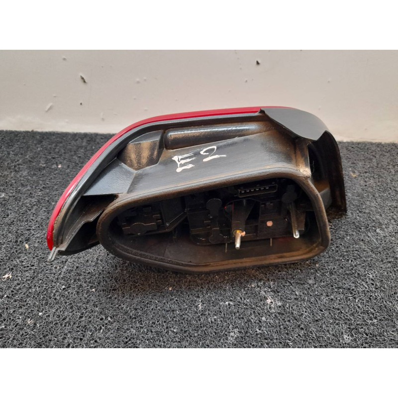 Recambio de piloto trasero derecho para citroën xsara berlina 1.6i 16v sx referencia OEM IAM 2