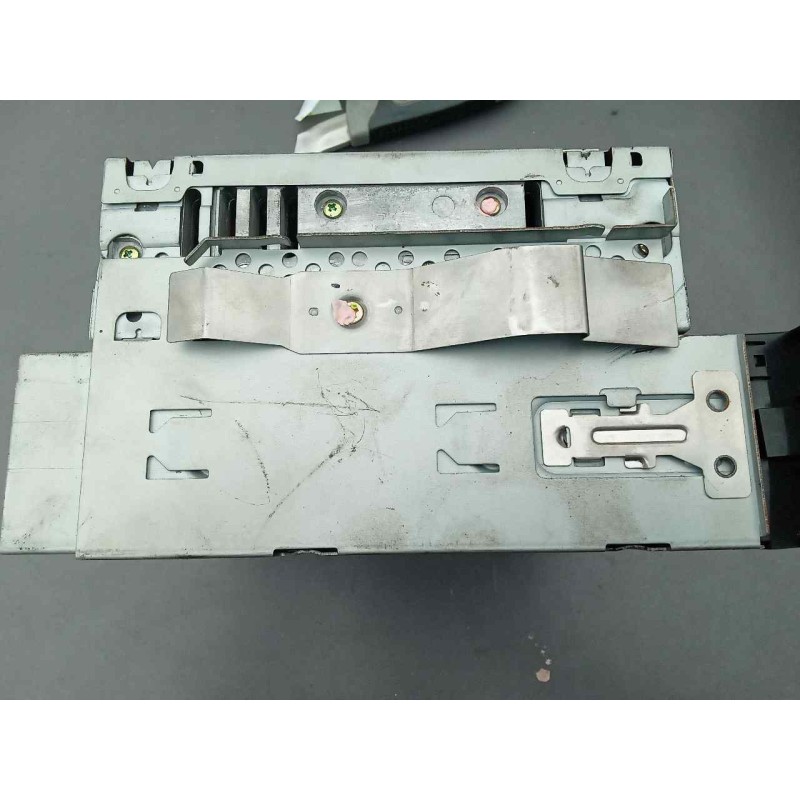 Recambio de cargador cd para saab 9-3 berlina 1.9 tid vector (i/d) referencia OEM IAM 12758076 YS807600069935 - Rojo 10