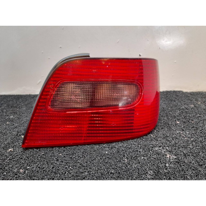 Recambio de piloto trasero derecho para citroën xsara berlina 1.6i 16v sx referencia OEM IAM 4