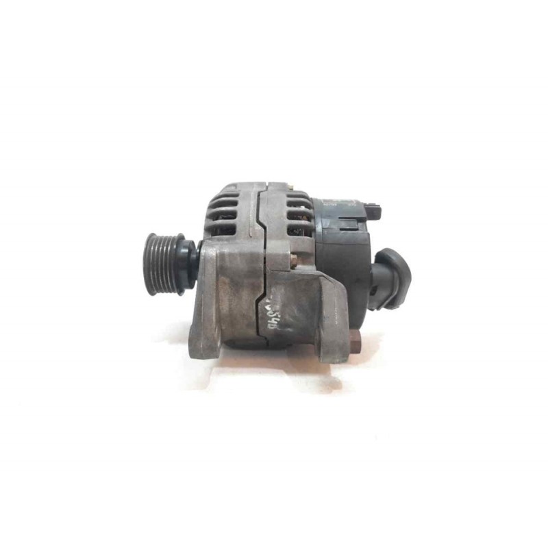 Recambio de alternador para bmw serie 3 berlina (e46) 316i referencia OEM IAM 0123325011 14354251 BOSCH