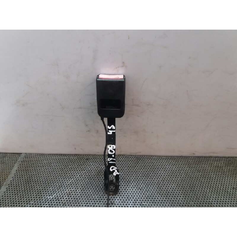 Recambio de enganche cinturon delantero derecho para citroën c4 berlina collection referencia OEM IAM   