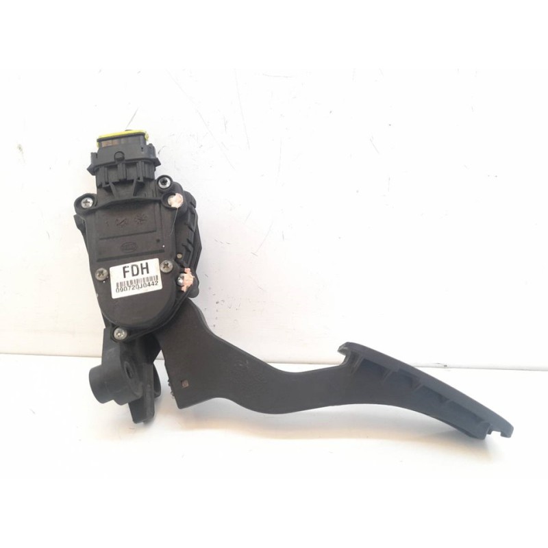 Recambio de potenciometro pedal para kia cee´d drive referencia OEM IAM 090720J0442  