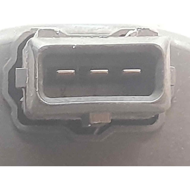 Recambio de alternador para bmw serie 3 berlina (e46) 316i referencia OEM IAM 0123325011 14354251 BOSCH 5