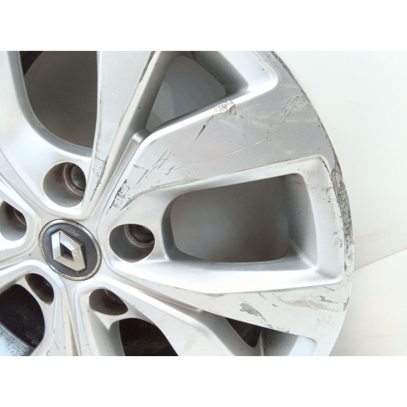 Recambio de llanta para renault megane iv grandtour limited referencia OEM IAM 403009128R - Blanco 2