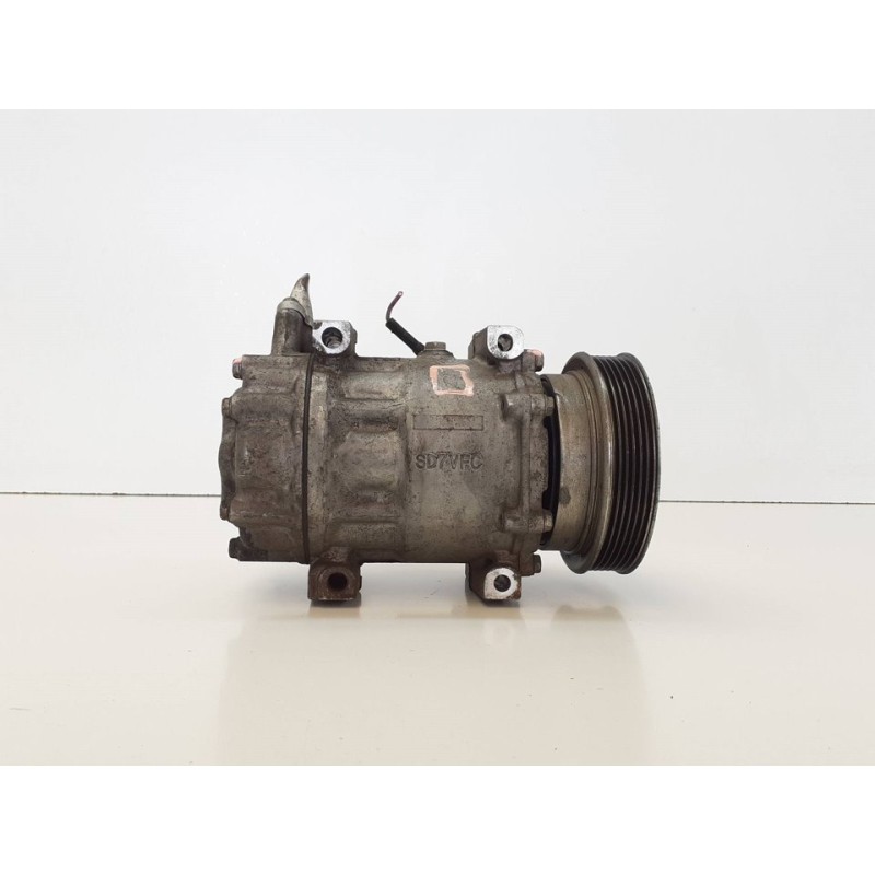 Recambio de compresor aire acondicionado para dacia duster ambiance 4x2 referencia OEM IAM 926006229R 3017009044 SANDEN 2