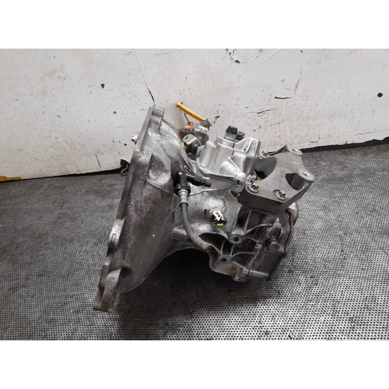 Recambio de caja cambios para opel corsa d enjoy referencia OEM IAM B06071F13MC429 42874409 55355489