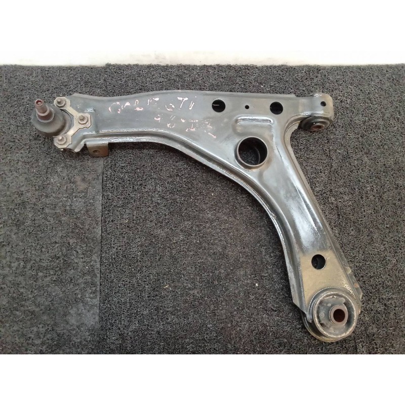 Recambio de brazo suspension inferior delantero izquierdo para volkswagen golf iii berlina (1h1) referencia OEM IAM  71645 