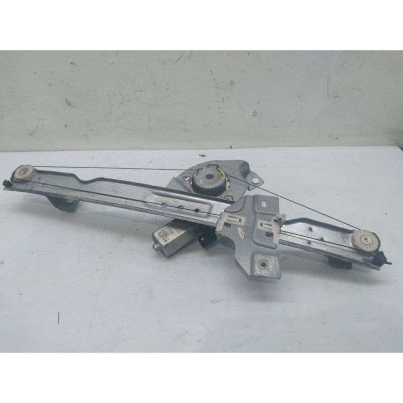 Recambio de elevalunas delantero derecho para dacia duster ambiance 4x2 referencia OEM IAM 3L3634G 4
