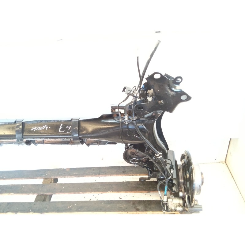 Recambio de puente trasero para renault megane iv grandtour limited referencia OEM IAM - Blanco 3