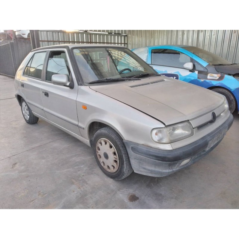 skoda felicia berlina ( 791) del año 1998
