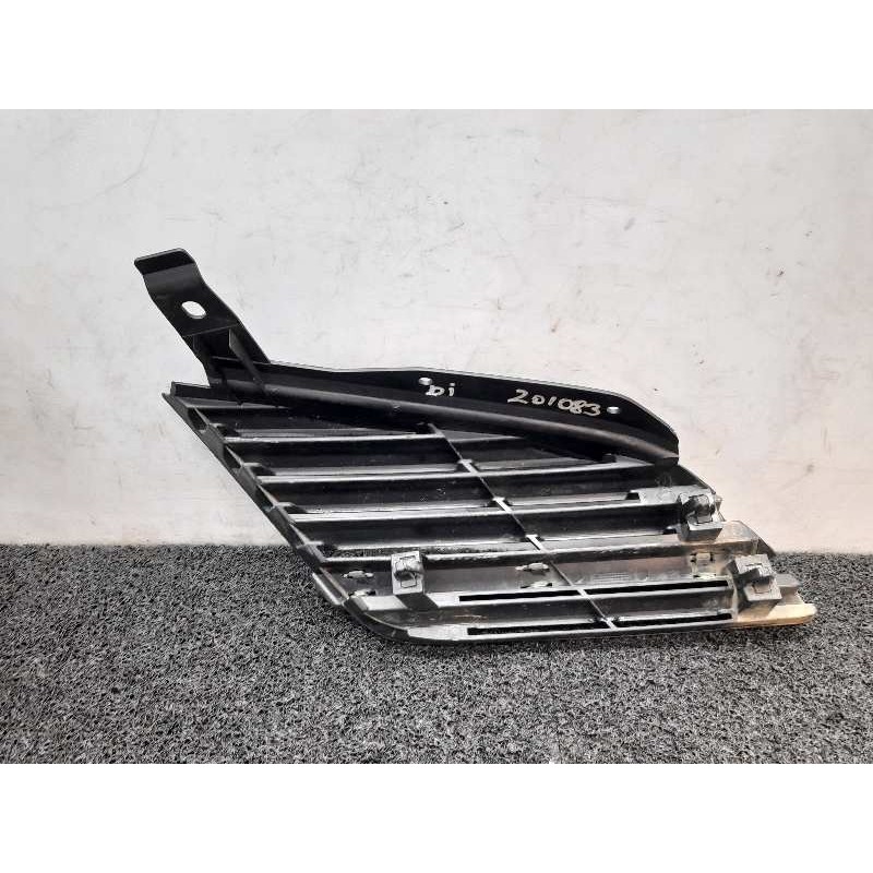 Recambio de rejilla delantera para nissan primera berlina (p12) acenta referencia OEM IAM 62330AU300 5