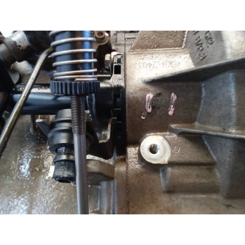 Recambio de caja cambios para seat ibiza (6l1) stella referencia OEM IAM GKU - Amarillo 2