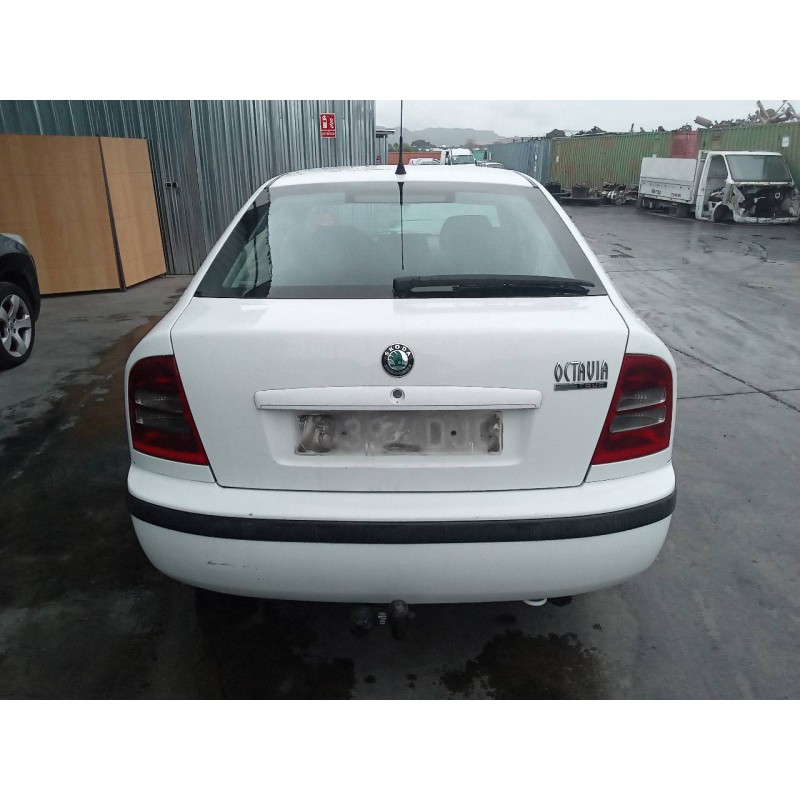 skoda octavia berlina (1u2) del año 2005