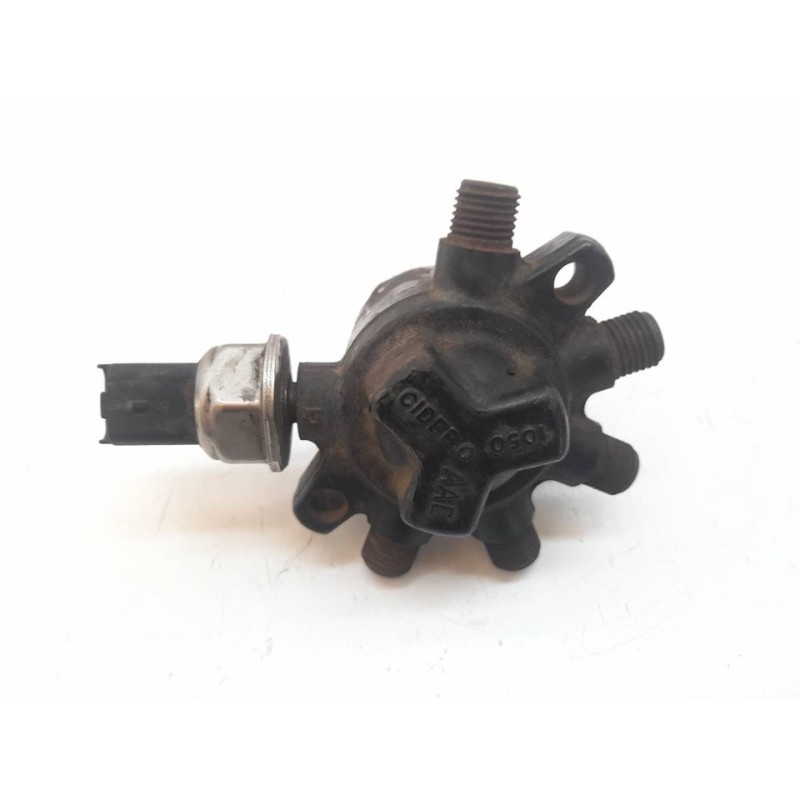 Recambio de rampa inyectora para nissan kubistar (x76) premium (l1) referencia OEM IAM 820005732 8200057345 R9144Z010D - Blanco 4
