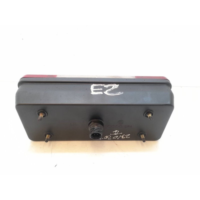 Recambio de piloto trasero izquierdo para iveco daily caja abierta cabina simple 35 c... batalla 3750 referencia OEM IAM - Blanco 2