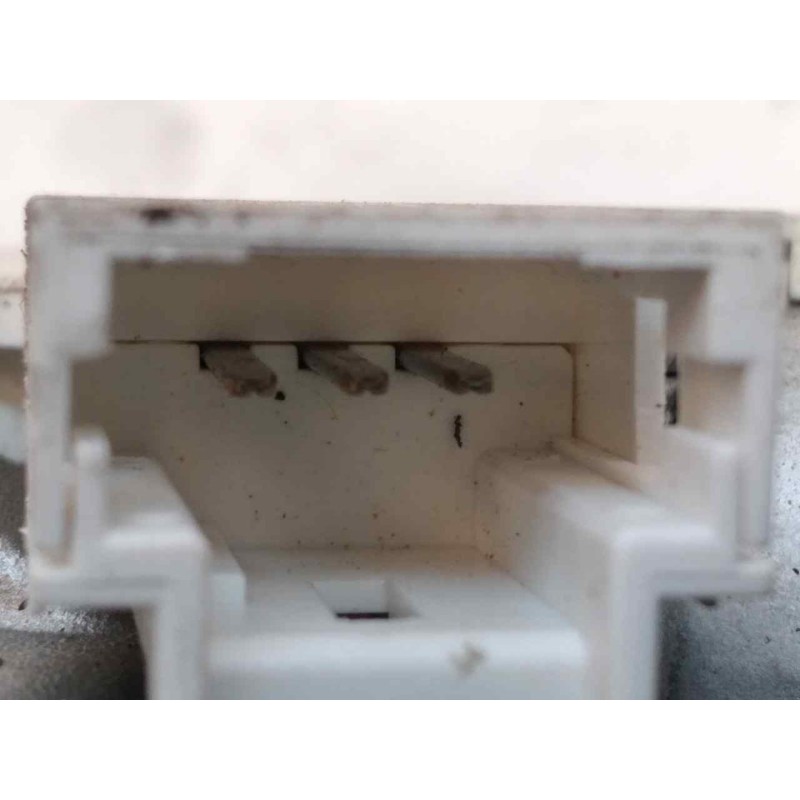 Recambio de motor limpia trasero para peugeot 308 sw envy referencia OEM IAM 9680477480 - Blanco 2