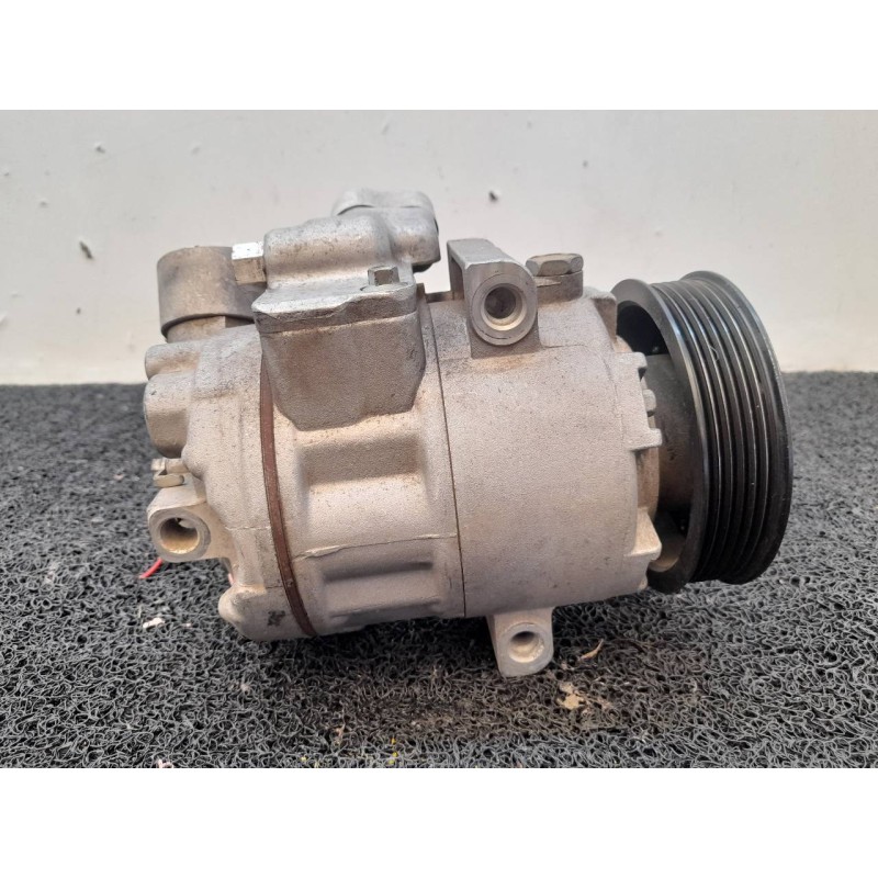 Recambio de compresor aire acondicionado para seat ibiza (6l1) stella referencia OEM IAM - Amarillo 2