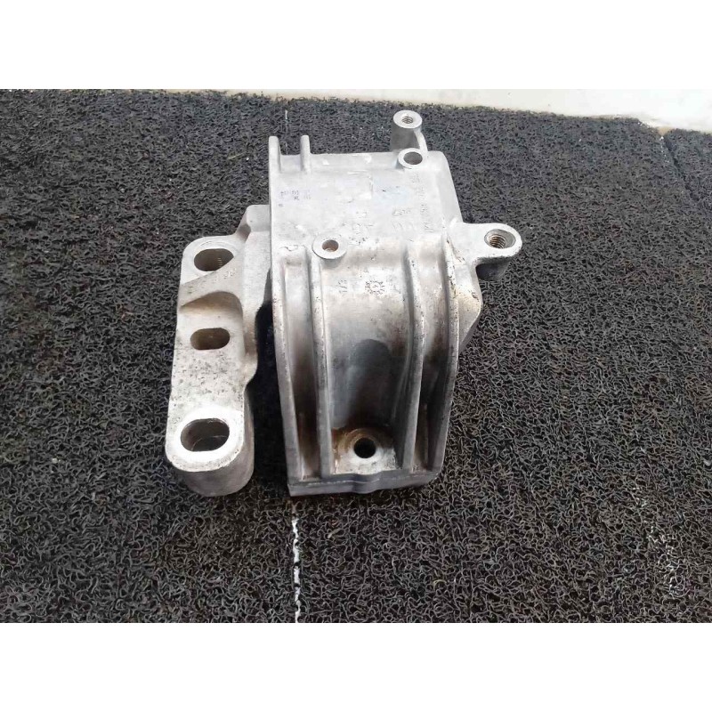 Recambio de soporte motor derecho para volkswagen golf v berlina (1k1) highline referencia OEM IAM 1K0199262BB  