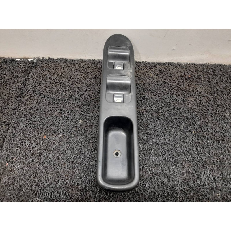 Recambio de mando elevalunas delantero izquierdo para peugeot 307 (s1) xr referencia OEM IAM   