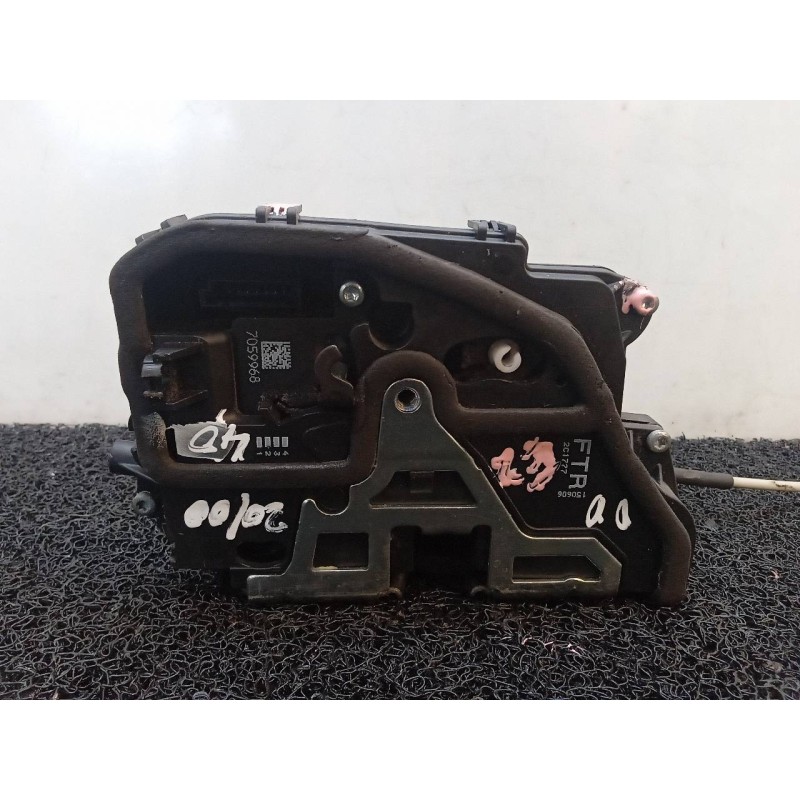 Recambio de cerradura puerta delantera derecha para bmw serie 3 touring (e91) 320i referencia OEM IAM 7059968 BROSE 