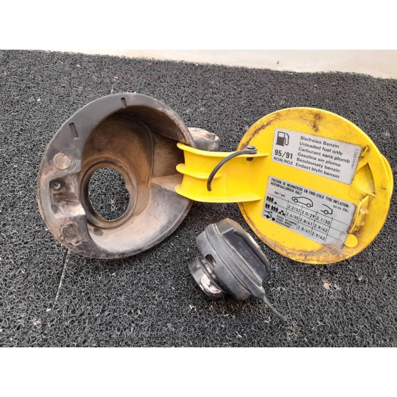 Recambio de tapa exterior combustible para seat ibiza (6l1) stella referencia OEM IAM 6L6809905G - Amarillo 2