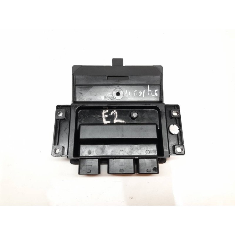 Recambio de centralita motor uce para dacia duster ambiance 4x2 referencia OEM IAM 8201002106 8201083336 DELPHI 2