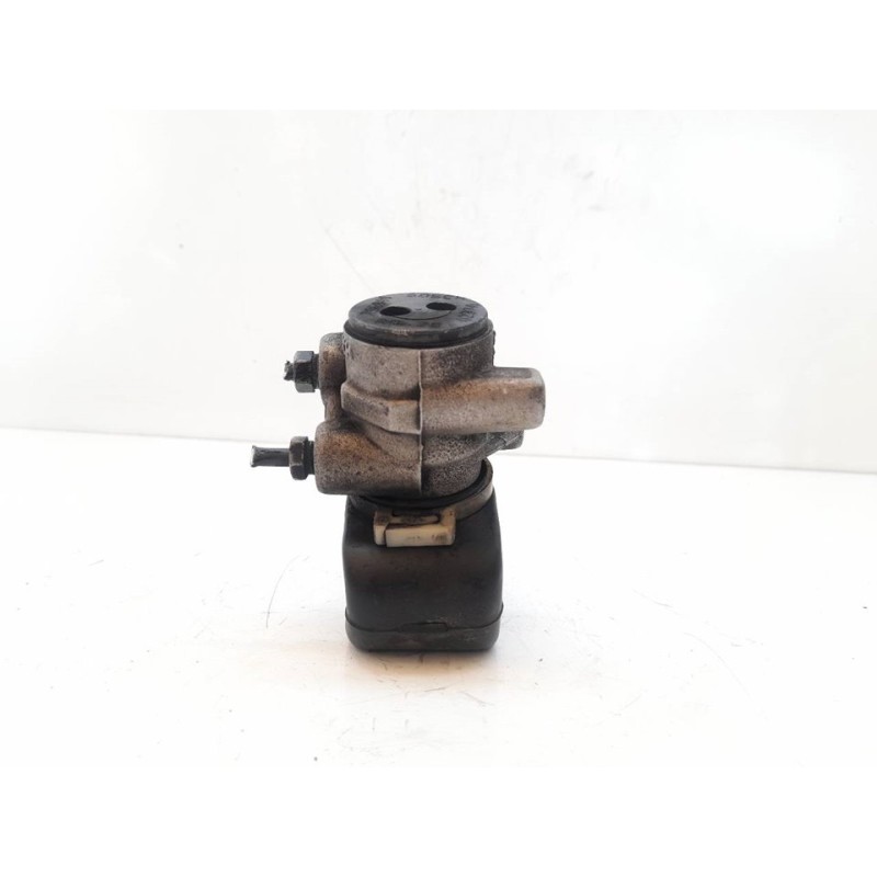 Recambio de repartidor de freno para iveco daily caja abierta cabina simple 35 c... batalla 3750 referencia OEM IAM 796801 0237A - Blanco 2